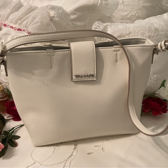 TAHARI Handbags - TAHARI “MARLOWE” TOTE BAG FAUX LEATHER, PEARL WHITE